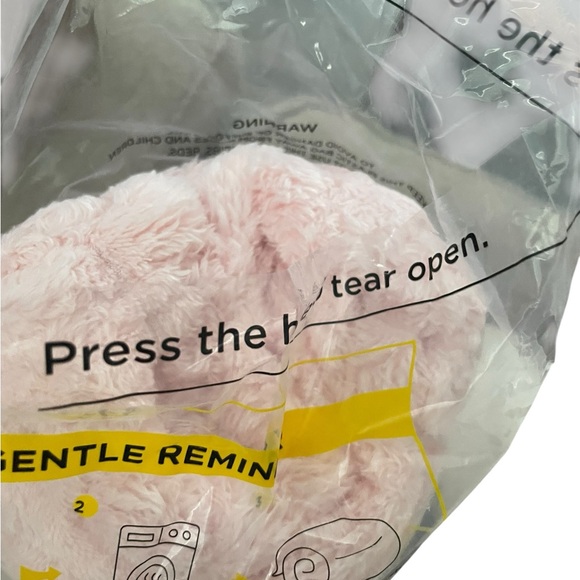 Bedsure Pink Fleece Blanket NWT - Picture 2 of 4